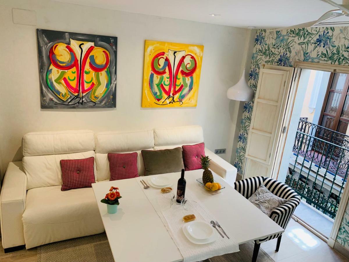 Cathedral Studio, Luxury Studio In Cathedral Area, Parking Optional Севилья Экстерьер фото